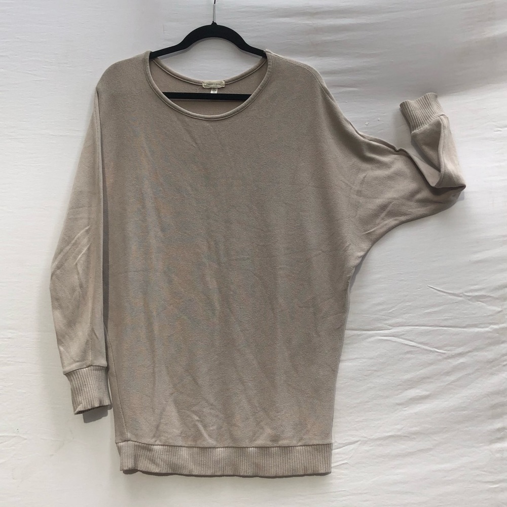 Lightweight sweater